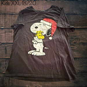 Kids xxl 18/20 Peanuts Snoopy Christmas Tshirt